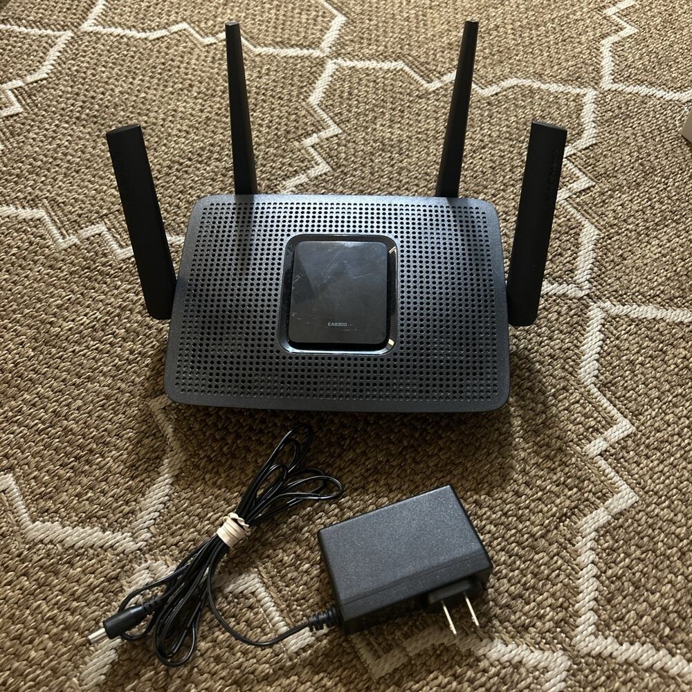 Linksys Model EA8300 Max Stream Dual Band WiFi Wireless Router - Black Working!